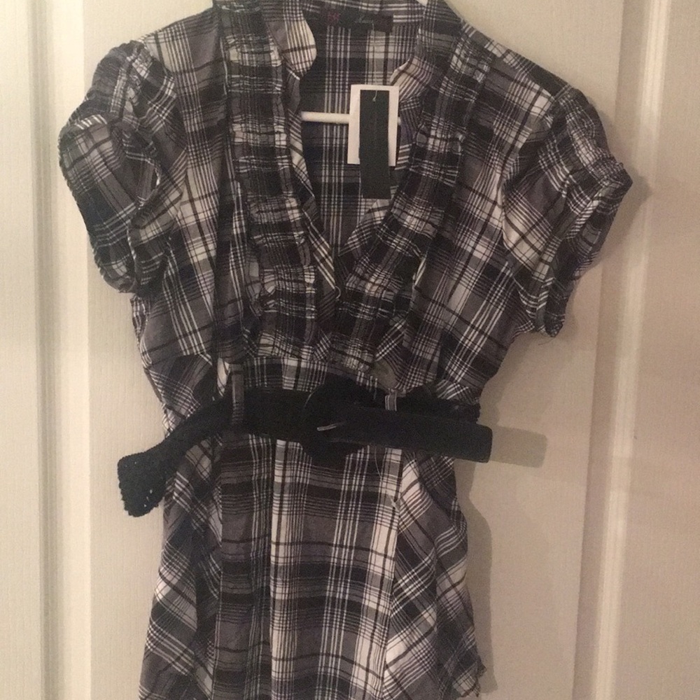 Formal black and white pattern top